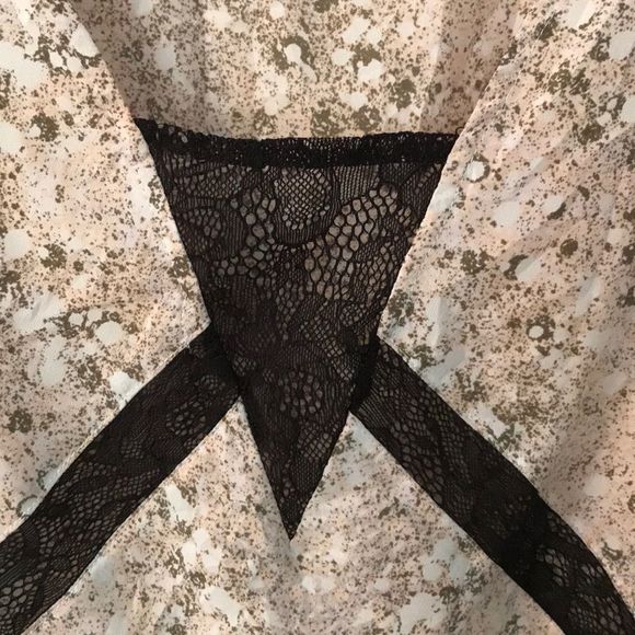 BCBGENERATION V-Neck Ruffled Hem Sleeveless Blosue - Picture 3 of 8